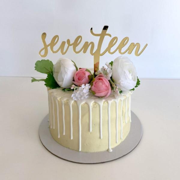 Acrylic Gold ‘seventeen’ Script Birthday Cake Topper  |   Birthday