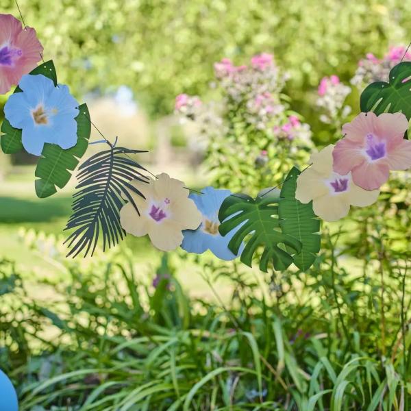 Hawaiian Palm Leaf And Hibiscus Flower Tropical Party Garland Decoration  |   Paper Garlands