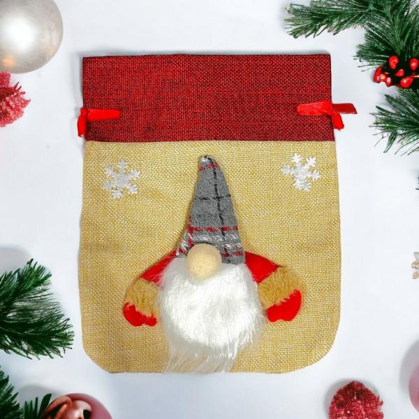 Ivory Woodland Santa Hessian Gift Bag With Drawstring  |   Gnomes