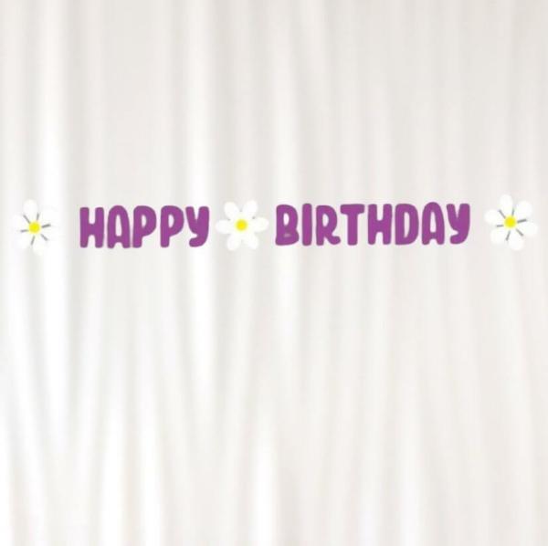 Purple Happy Birthday With White Daisy Flower Felt Banner Bunting  |   Party Banners