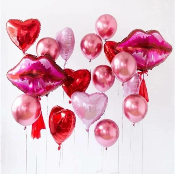 Red Lip & Heart Balloon Bouquet 17Pk  |   Balloon Bouquets