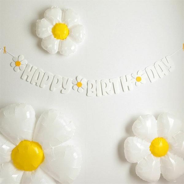 White Happy Birthday With White Daisy Flower Felt Banner  |   Party Banners