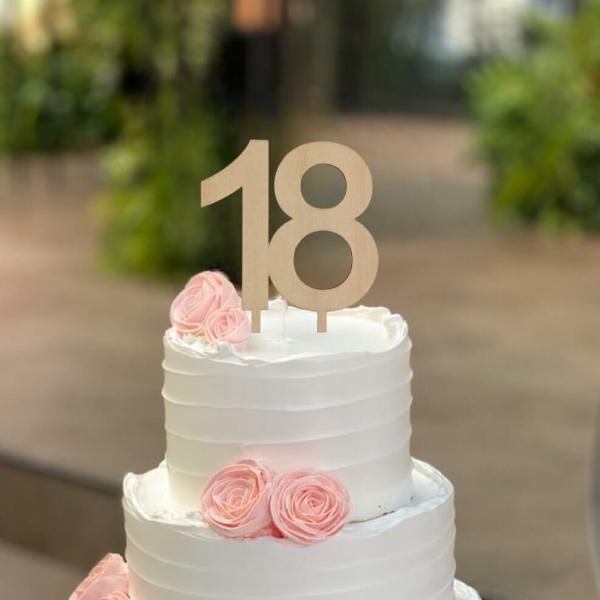 Wooden Age 18 Number Cake Topper  |   Birthday